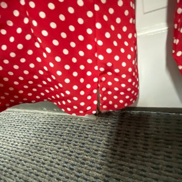 Vintage Guess Red White Polka Dot Collared Button Up Blouse  Size M - Picture 9 of 9